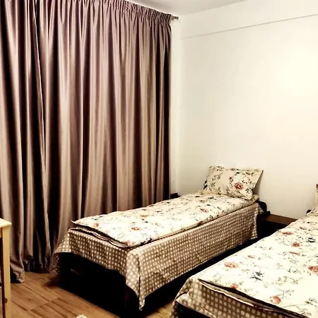 Ultracentral 4 Apartment *